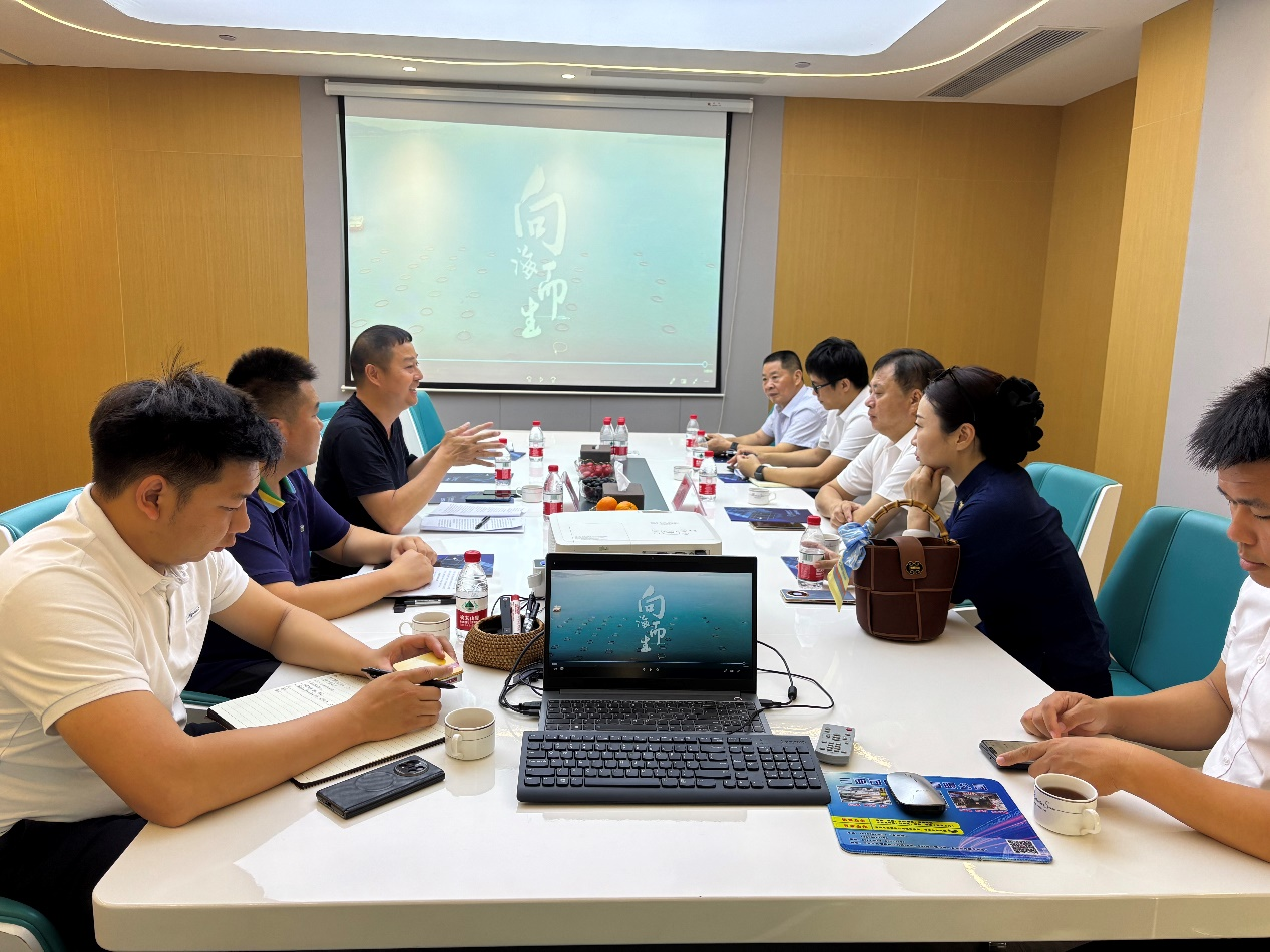 張長(zhǎng)豐副市長(zhǎng)到晨海水產(chǎn)調(diào)研，助企紓困共繪漁業(yè)科技新藍(lán)圖